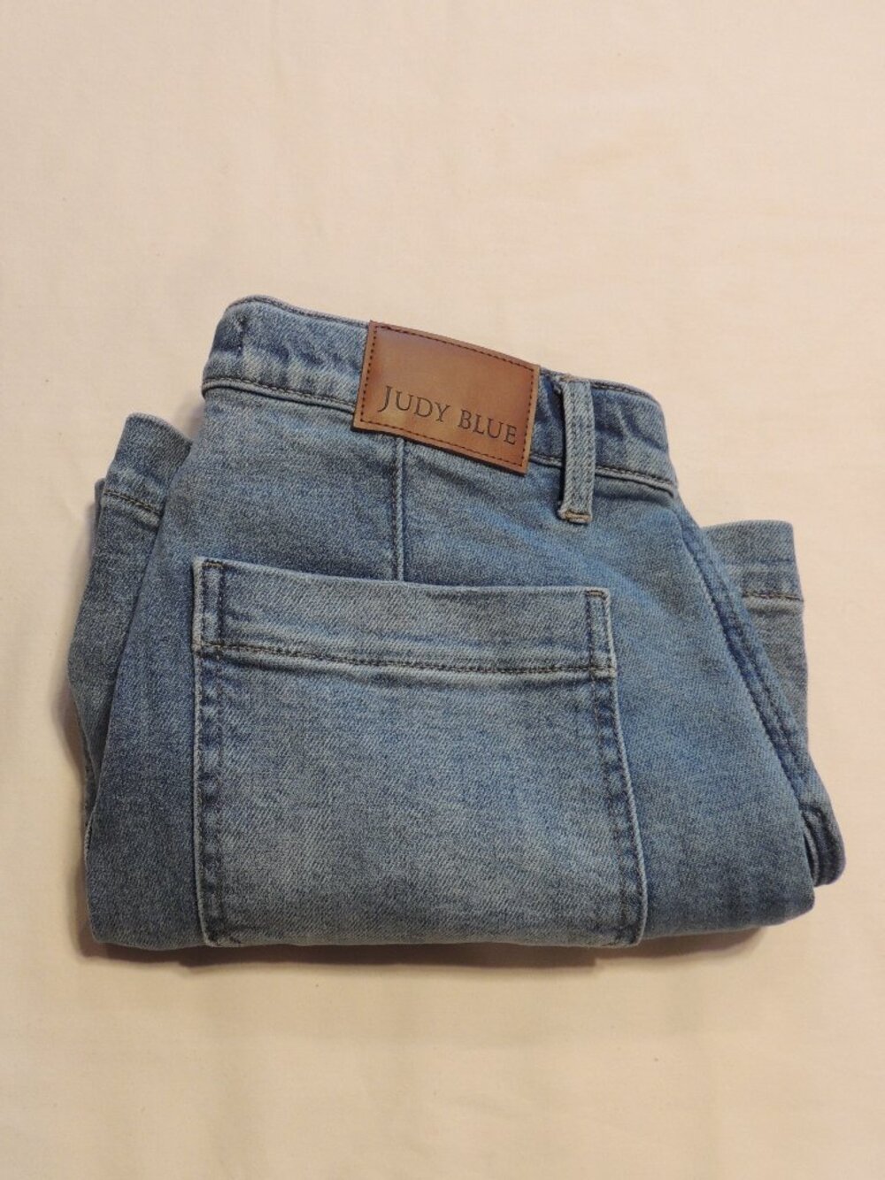 Judy Blue Shorts Woman Medium Draw String Pockets Denim Jean Shorts